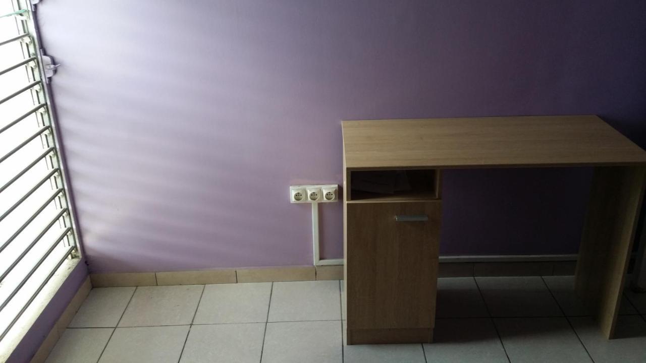 Chambre N°1 Dans La Maison Du Bonheur Les Abymes Exterior photo